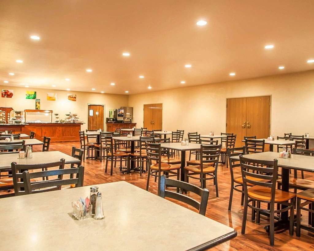 Quality Inn & Suites Hannibal Restaurant photo